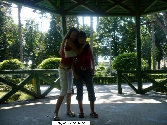 amici aici poza una dintre bff I do Belive in Dreams!Loca por AyA Baby Pink